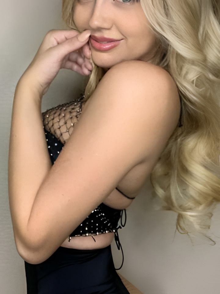 Индивидуалка Лолита, доступна для личного знакомства от 10000 руб