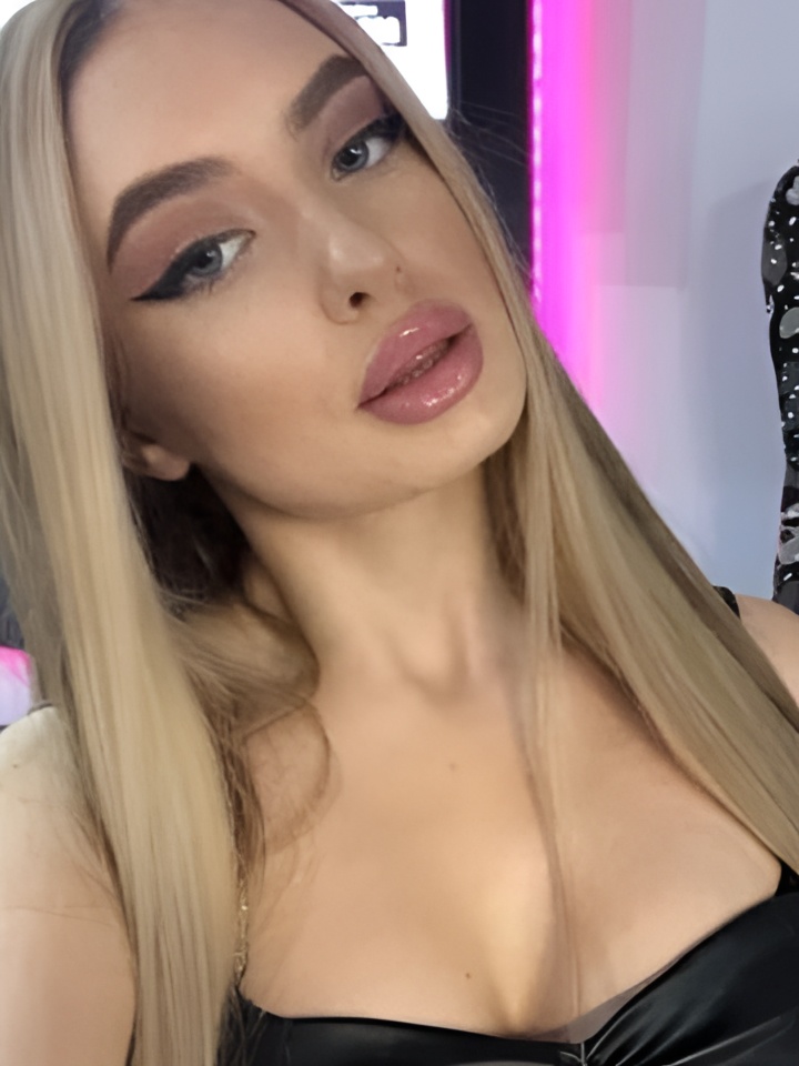 Рената привлекальеная девушка из Зарайск цена от 4000 руб