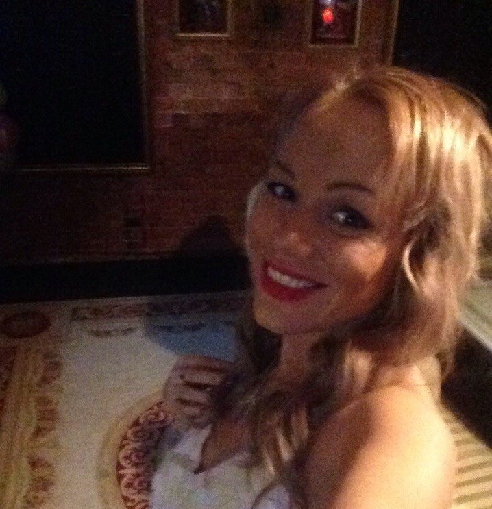 Дана привлекальеная девушка из Зарайск цена от 3500 руб