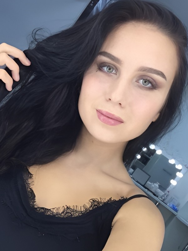 Дина привлекательная девушка из Зарайск цена от 2500 руб